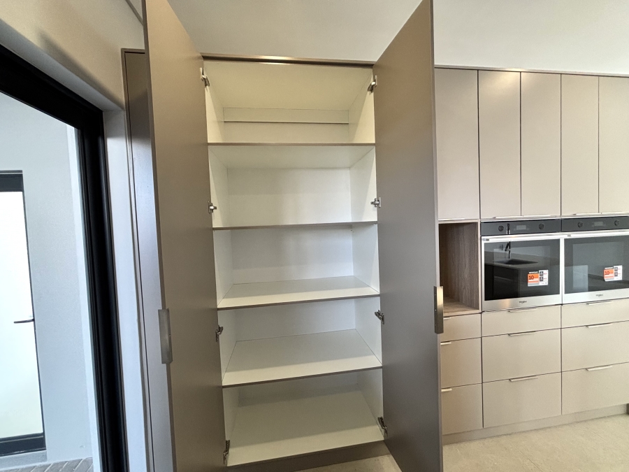 4 Bedroom Property for Sale in Sandown Western Cape